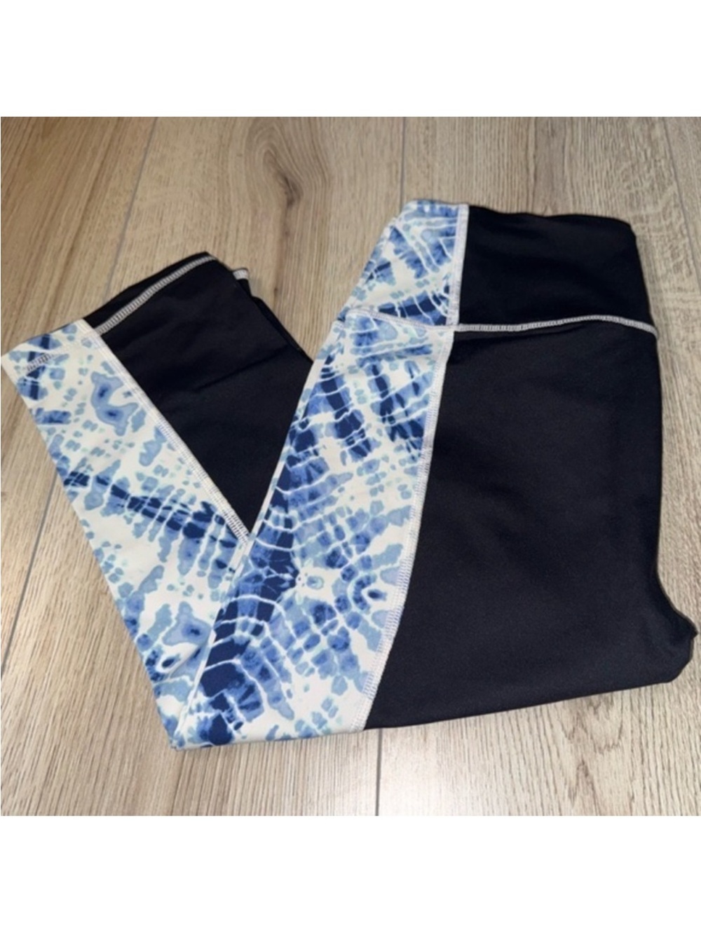 Victoria’s Secret sport vsx Victoria sport knockout capri crop leggings tights